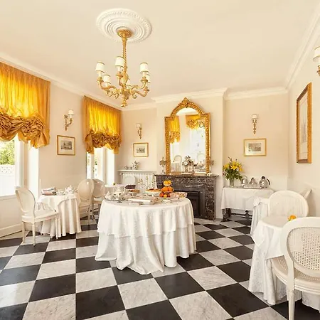 Duchessa Margherita Hotel 4*