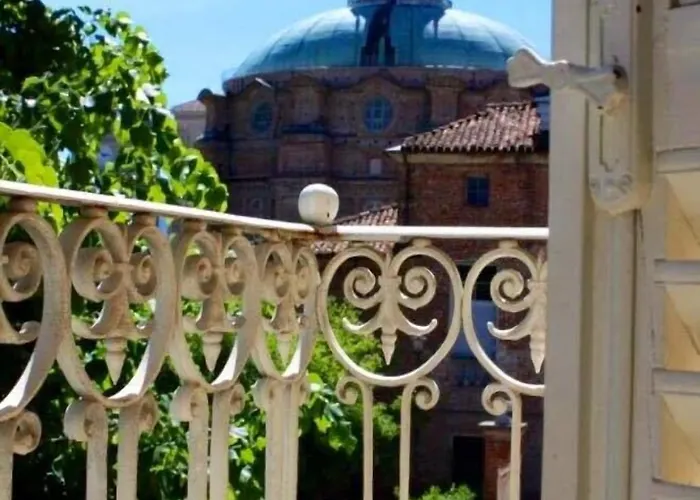 Duchessa Margherita Chateaux & Hotell