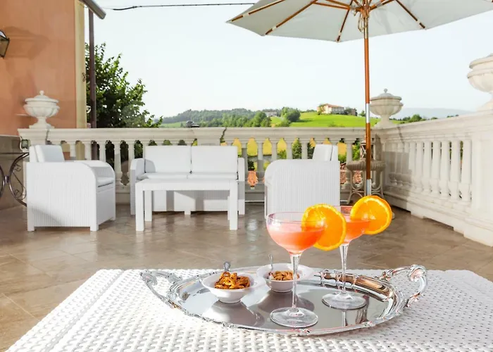 Hotell Duchessa Margherita Chateaux & 4*