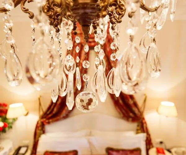 Duchessa Margherita Chateaux & Hotell 4*